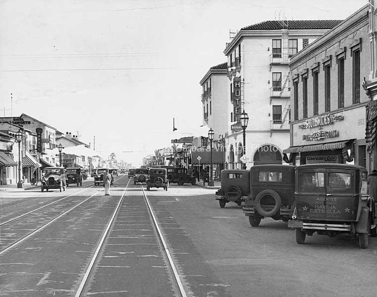 State Street, Santa Barbara CA 1930's - FS60