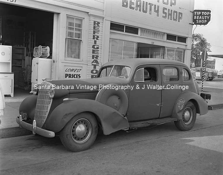 739 Chapala at De La Guerra, Santa Barbara Ca c.1940 | GS36
